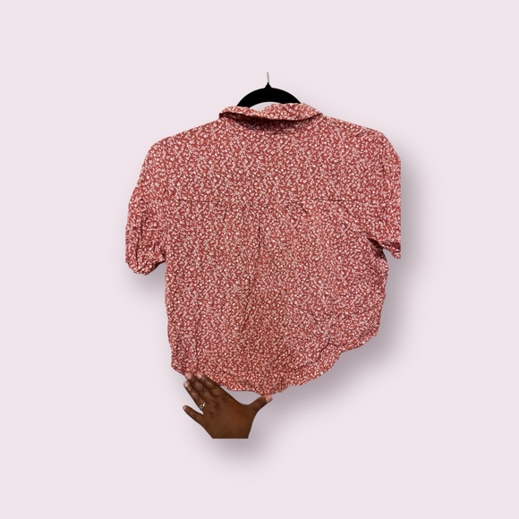 EUC Floral Button-Up Crop Top Size LG - Picture 3 of 4